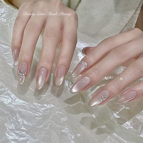 nail mắt mèo đính đá 