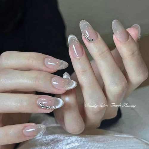 nail mắt mèo đính đá 